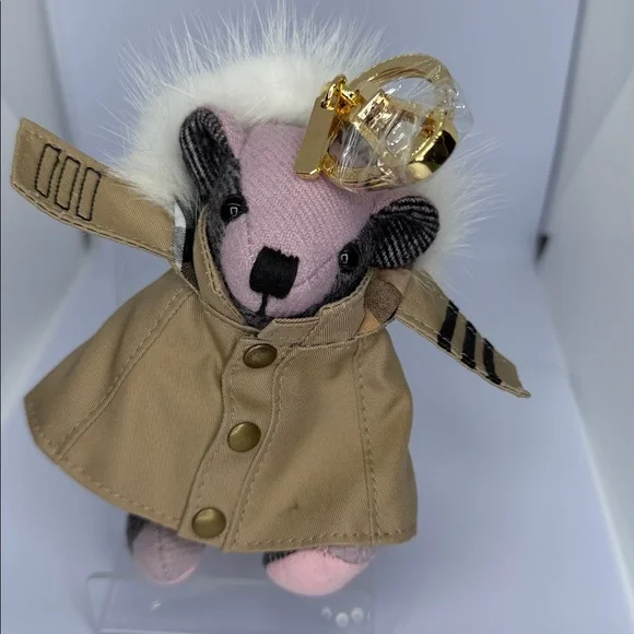 Burberry NWT keychain / bag chatm teddy bear w/ removable furl trim cape. plaid. - Picture 8 of 12